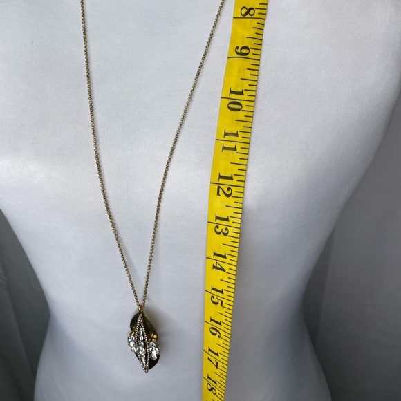 NWT Gold & Rhinestone Style Pendant Necklace| 18-20” long - Picture 4 of 5